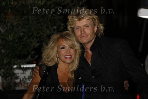 Amsterdam 18 september 2009
Patricia Paay gaat uiteten bij le garage met Hans Klok en zijn vriend.
Peter Smulders bv