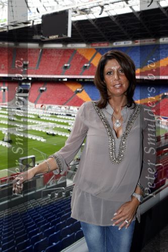 Amsterdam 23 september 2009
presentatie postzegels Andre Hazes in de amsterdam Arena. Andre Jr en Roxeanne krijgen de eerste zegels en ook Rachel is natuurlijk van de partij.
Peter Smulders bv