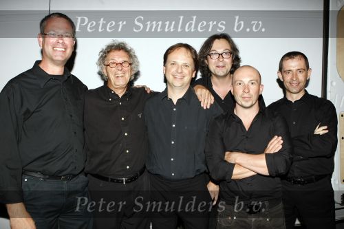 Gorinchem 21 september 2009
Ruud de Graaf 30 jaar in het vak en krijgt een koninklijk lintje. Ruud Bos met band
Peter Smulders bv