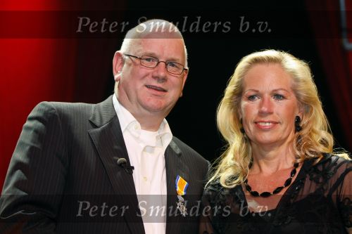 Gorinchem 21 september 2009
Ruud de Graaf 30 jaar in het vak en krijgt een koninklijk lintje. Ruud met zijn vrouw
Peter Smulders bv