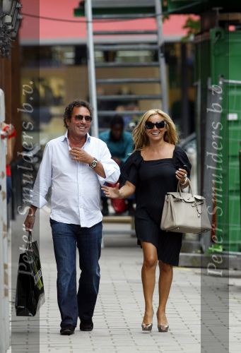 Amsterdam 19 september 2009
Tatjana Simic met haar vriend Ronnie Rosenbaum op de pc hooftstraat.