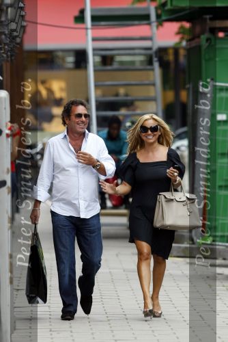 Amsterdam 19 september 2009
Tatjana Simic met haar vriend Ronnie Rosenbaum op de pc hooftstraat.