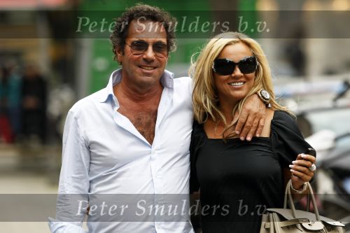 Amsterdam 19 september 2009
Tatjana Simic met haar vriend Ronnie Rosenbaum op de pc hooftstraat.
Peter Smulders bv