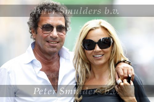 Amsterdam 19 september 2009
Tatjana Simic met haar vriend Ronnie Rosenbaum op de pc hooftstraat.
Peter Smulders bv
