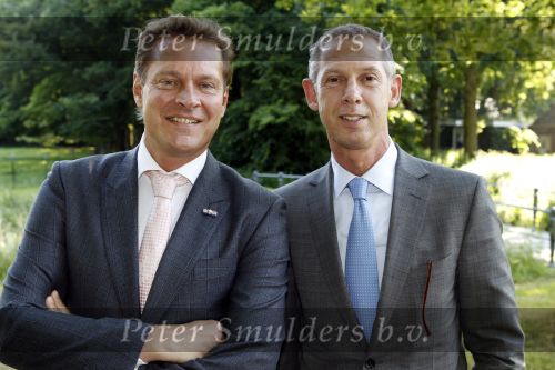 Breukelen 16 juni 2010
Haringparty op Neyenrode. Albert Verlinde met vriend Onno Hoes
Peter Smulders bv