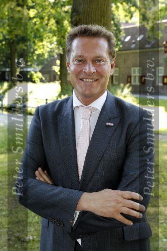 Breukelen 16 juni 2010
Haringparty op Neyenrode. Albert Verlinde met vriend Onno Hoes
Peter Smulders bv