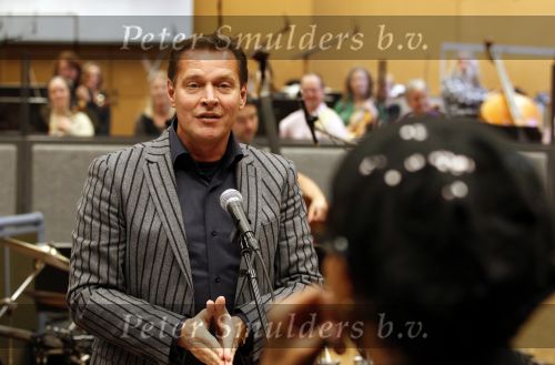 Hilversum 21 oktober 2010
Ruth Jacoth neemt een cd op samen met het metropole orkest onder leiding van Michael Abene. Albert Verlinde is de producent.
Peter Smulders bv
