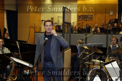 Hilversum 21 oktober 2010
Ruth Jacoth neemt een cd op samen met het metropole orkest onder leiding van Michael Abene. Albert Verlinde is de producent.
Peter Smulders bv