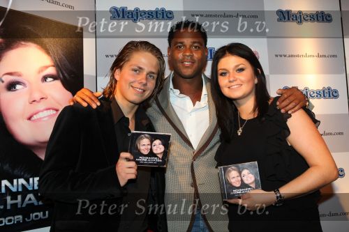 Amsterdam, 23 September 2010
Eerste CD uitreiking van Roxeanne Hazes en Andre Hazes Jr. 
met de titel: Van jou, voor jou.
samen met Patrick Kluivert
Foto Peter Smulders BV