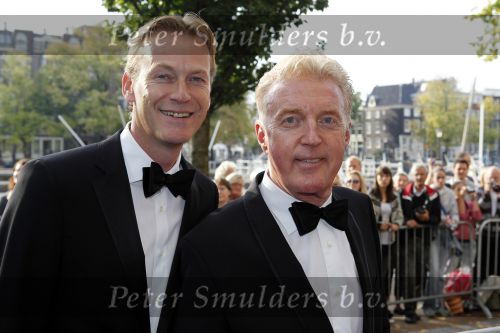 Amsterdam 3 oktober 2010
Premiere Petticoat in Carre. Andre v Duin met partner
Peter Smulders bv