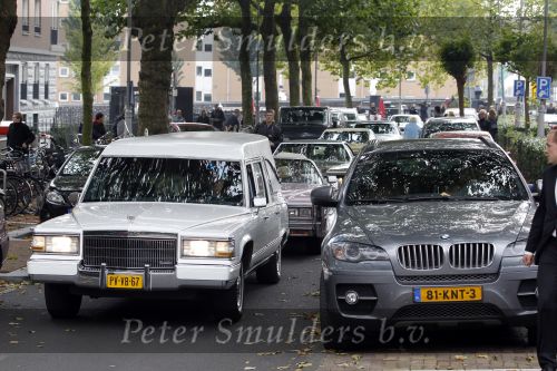 Amsterdam 12 oktober 2010
Herdenkingsdienst van Antonie Kamerling in het Amstel Hotel. De wagens van de stoet waren allemaal cadillac s.
Peter Smulders bv