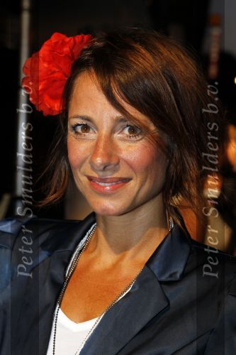 Amsterdam 29 juni 2010
Premiere Eclipse in Tuschinski. Barbara Karel met tatoo en vriend DJ Amir Charles
Peter Smulders bv