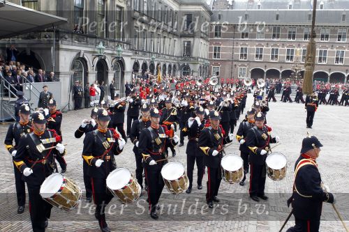 Den Haag 21 september 2010
Prinsjesdag 2010 op het binnenhof en bij paleis Noordeinde. Koningin Beatrix Prins Willem Alexander Prinses Maxima Prins Constantijn Prinses Laurentien Pieter v Vollenhoven en Prinses Margriet
Peter Smulders bv