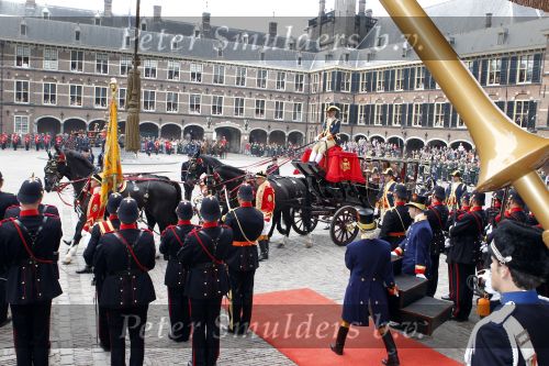 Den Haag 21 september 2010
Prinsjesdag 2010 op het binnenhof en bij paleis Noordeinde. Koningin Beatrix Prins Willem Alexander Prinses Maxima Prins Constantijn Prinses Laurentien Pieter v Vollenhoven en Prinses Margriet
Peter Smulders bv