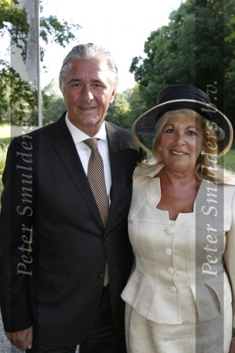 Breukelen 16 juni 2010
Haringparty op Neyenrode.
Carol Dona met vrouw