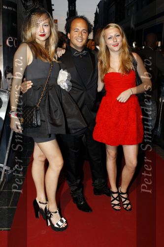 Amsterdam 29 juni 2010
Premiere Eclipse in Tuschinski. Caroline Spoor met John Karthaus en..
Peter Smulders bv