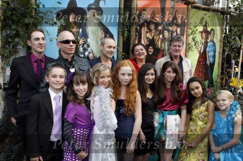 Amsterdam 2 oktober 2010
Premiere Foeksia in Tuschinski. cast met oa Paul v Loon Porgy Franssen Annet Malherbe Johan Neijenhuis en Rachelle Verdel
Peter Smulders bv