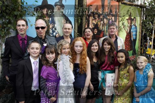 Amsterdam 2 oktober 2010
Premiere Foeksia in Tuschinski. cast met oa Paul v Loon Porgy Franssen Annet Malherbe Johan Neijenhuis en Rachelle Verdel
Peter Smulders bv
