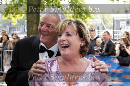 Amsterdam 3 oktober 2010
Premiere Petticoat in Carre. Catherine Keyl met vriend Peter
Peter Smulders bv