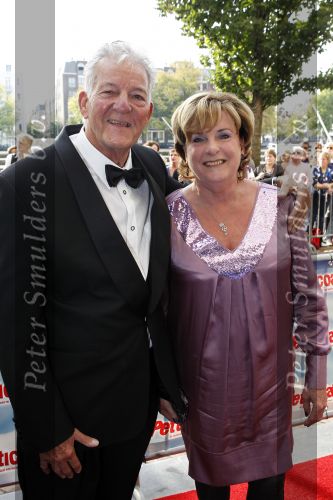Amsterdam 3 oktober 2010
Premiere Petticoat in Carre. Catherine Keyl met vriend Peter
Peter Smulders bv