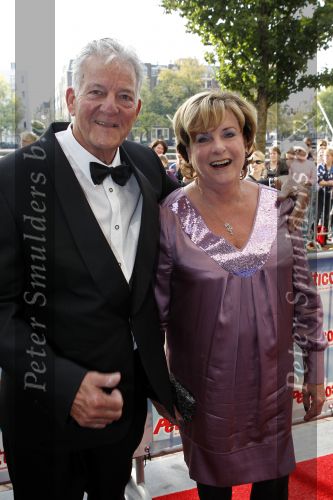 Amsterdam 3 oktober 2010
Premiere Petticoat in Carre. Catherine Keyl met vriend Peter
Peter Smulders bv