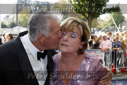 Amsterdam 3 oktober 2010
Premiere Petticoat in Carre. Catherine Keyl met vriend Peter
Peter Smulders bv