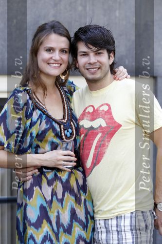 Amsterdam 10 juli 2010
Keizersgrachtconcert in Amsterdam. Charlotte ten Brink met vriend
Peter Smulders bv