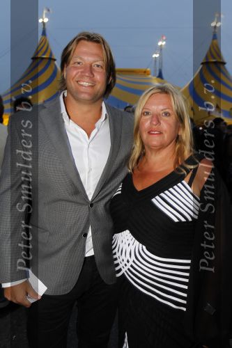 Amsterdam 7 oktober 2010
Premiere cirque du soleil bij de amsterdam Arena. Dennis v d Geest met moeder
Peter Smulders bv
