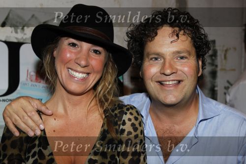 Amsterdam 15 september 2010
Feest voor 5 jarig bestaan van het tijdschrift JAN bij de westergasfabriek. Dirk Zeelenberg
Peter Smulders bv