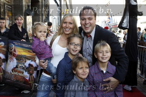 Amsterdam 10 oktober 2010
Premiere film van Sinterklaas in Tuschinski. Frans Mariska Christian jan Frans en Lucas Bauer 
Peter Smulders bv