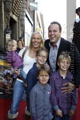 Amsterdam 10 oktober 2010
Premiere film van Sinterklaas in Tuschinski. Frans Mariska Christian jan Frans en Lucas Bauer 
Peter Smulders bv