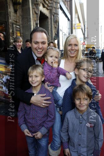 Amsterdam 10 oktober 2010
Premiere film van Sinterklaas in Tuschinski. Frans Mariska Christian jan Frans en Lucas Bauer 
Peter Smulders bv
