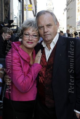 Amsterdam 10 oktober 2010
Premiere film van Sinterklaas in Tuschinski. Frederik de Groot met zijn vrouw
Peter Smulders bv