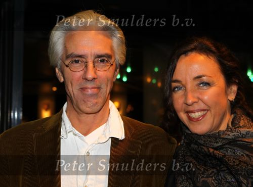 Gouda, 11 Oktober 2010
Premiere Ivo Niehe van de nieuwe theatervoorstelling van Mussen & Zwanen, LICHTJES IN JE OGEN.
Frederique Sluyterman v Loo met Erik Brey
Foto Peter Smulders BV