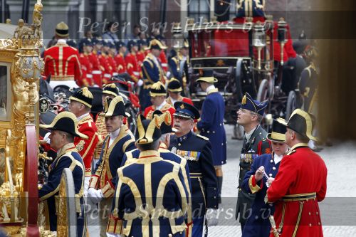 Den Haag 21 september 2010
Prinsjesdag 2010 op het binnenhof en bij paleis Noordeinde. Koningin Beatrix Prins Willem Alexander Prinses Maxima Prins Constantijn Prinses Laurentien . Gouden Koets
Pieter v Vollenhoven en Prinses Margriet
Peter Smulders bv
