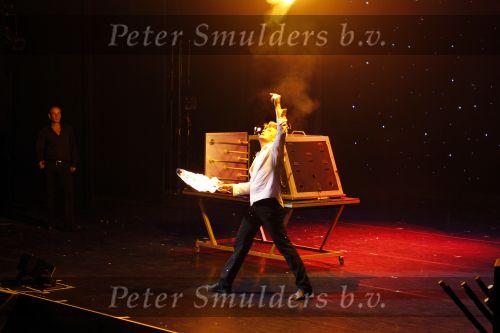 Amsterdam 11 oktober 2010
Premiere Hurricane van Hans Klok in Carre.
Peter Smulders bv