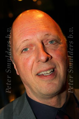 Gouda, 11 Oktober 2010
Premiere Ivo Niehe van de nieuwe theatervoorstelling van Mussen & Zwanen, LICHTJES IN JE OGEN.
Haye v d Heyden
Foto Peter Smulders BV