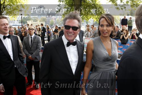 Amsterdam 3 oktober 2010
Premiere Petticoat in Carre. hennie Vrienten met zijn vrouw
Peter Smulders bv