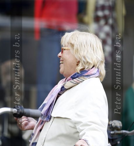 Amsterdam 15 september 2010
Herma Krabbe op straat in Amsterdam.
Peter Smulders bv