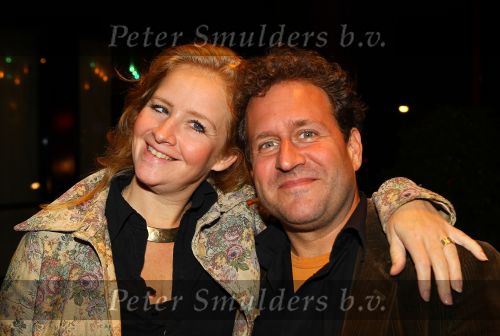 Gouda, 11 Oktober 2010
Premiere Ivo Niehe van de nieuwe theatervoorstelling van Mussen & Zwanen, LICHTJES IN JE OGEN.
Hilke Bierman en Thijs v Aken
Foto Peter Smulders BV