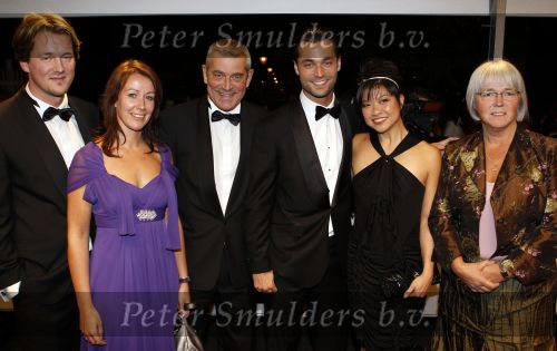 Amsterdam 22 oktober 2010
Televizierring 2010 in carre. Jan kooijman met ouders broer en vriendin
Peter Smulders bv