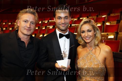 Amsterdam 22 oktober 2010
Televizierring 2010 in carre. Jan kooijman met Wendy v Dijk en Erland Galjaard
Peter Smulders bv