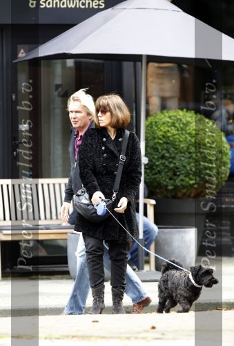 Amsterdam 24 september 2010
Tom Egbers en janke Dekker met hun hond.
Peter Smulders bv