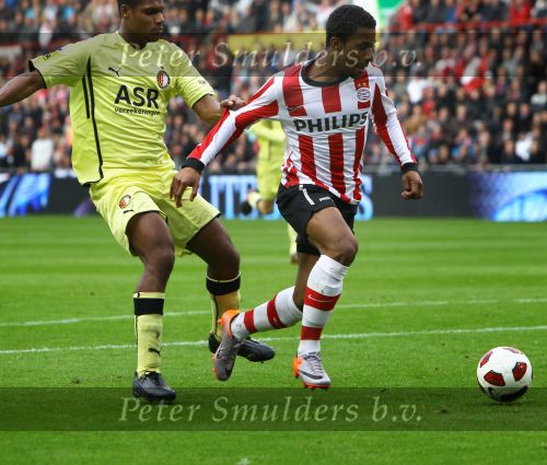Eindhoven, 24 Oktober 2010
Kompetitiewedstrijd PSV-Feyenoord, eindstand 10-0 Seizoen 2010/2011
De grootste nederlaag van Feyenoord ooit in het betaalde voetbal
Evenaring van de grootste overwinning PSV in het betaald Voetbal
Jeremain Lens    Shirtje trekken
Foto Junior Smulders