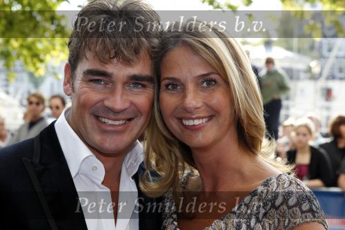 Amsterdam 3 oktober 2010
Premiere Petticoat in Carre. Jeoen v d Boom met zijn vrouw
Peter Smulders bv