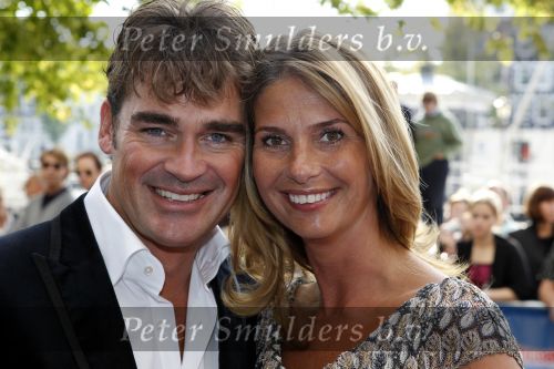 Amsterdam 3 oktober 2010
Premiere Petticoat in Carre. Jeoen v d Boom met zijn vrouw
Peter Smulders bv