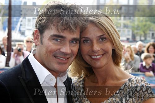 Amsterdam 3 oktober 2010
Premiere Petticoat in Carre. Jeoen v d Boom met zijn vrouw
Peter Smulders bv