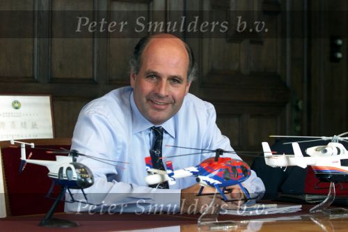 Rotterdam 7 juli 2000
Hr Joep v.d. Nieuwenhuijzen voor Business Class
Peter Smulders BV