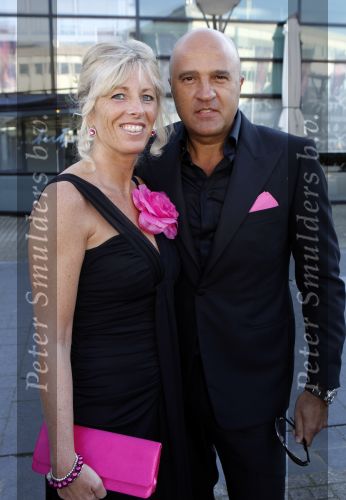 Tilburg 10 oktober 2010
Premiere Legally Blonde in de schouwburg van Tilburg. John v d Heuvel met vrouw
Peter Smulders bv