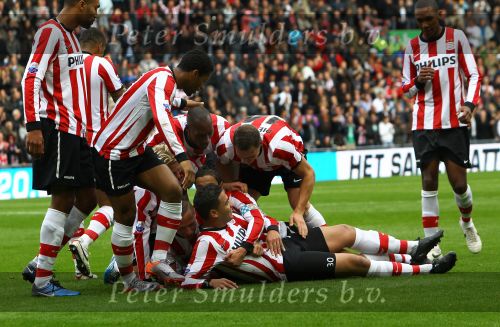 Eindhoven, 24 Oktober 2010
Kompetitiewedstrijd PSV-Feyenoord, eindstand 10-0 Seizoen 2010/2011
De grootste nederlaag van Feyenoord ooit in het betaalde voetbal
Evenaring van de grootste overwinning PSV in het betaald Voetbal
Jonathan Reis
Foto Junior Smulders